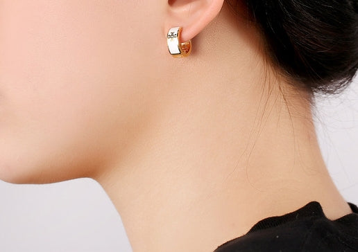 Enamel Gold Hoops Earrings for Women With A Retro And High-end Feel