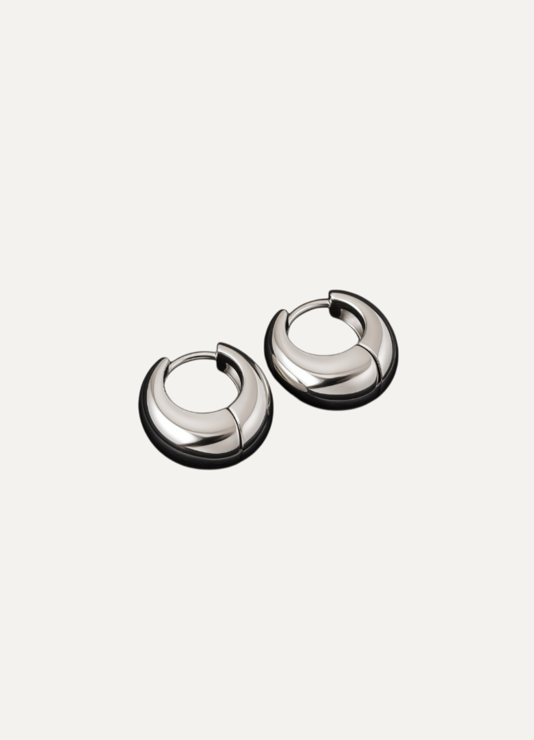 Chunky Teardrop Huggie Earrings – Gold / Silver