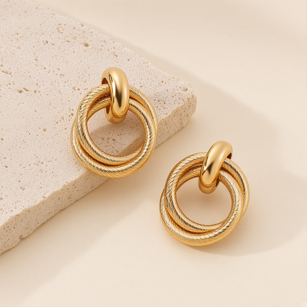 Interlocking Ribbed Hoop Earrings – Gold Double Link