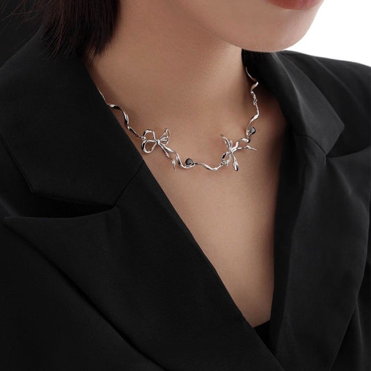 Advanced High Street Metal Bow Necklace Chain Necklace